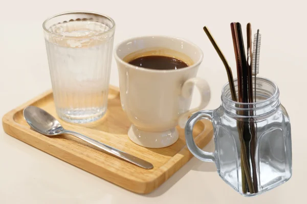 coffee with reuseable straw